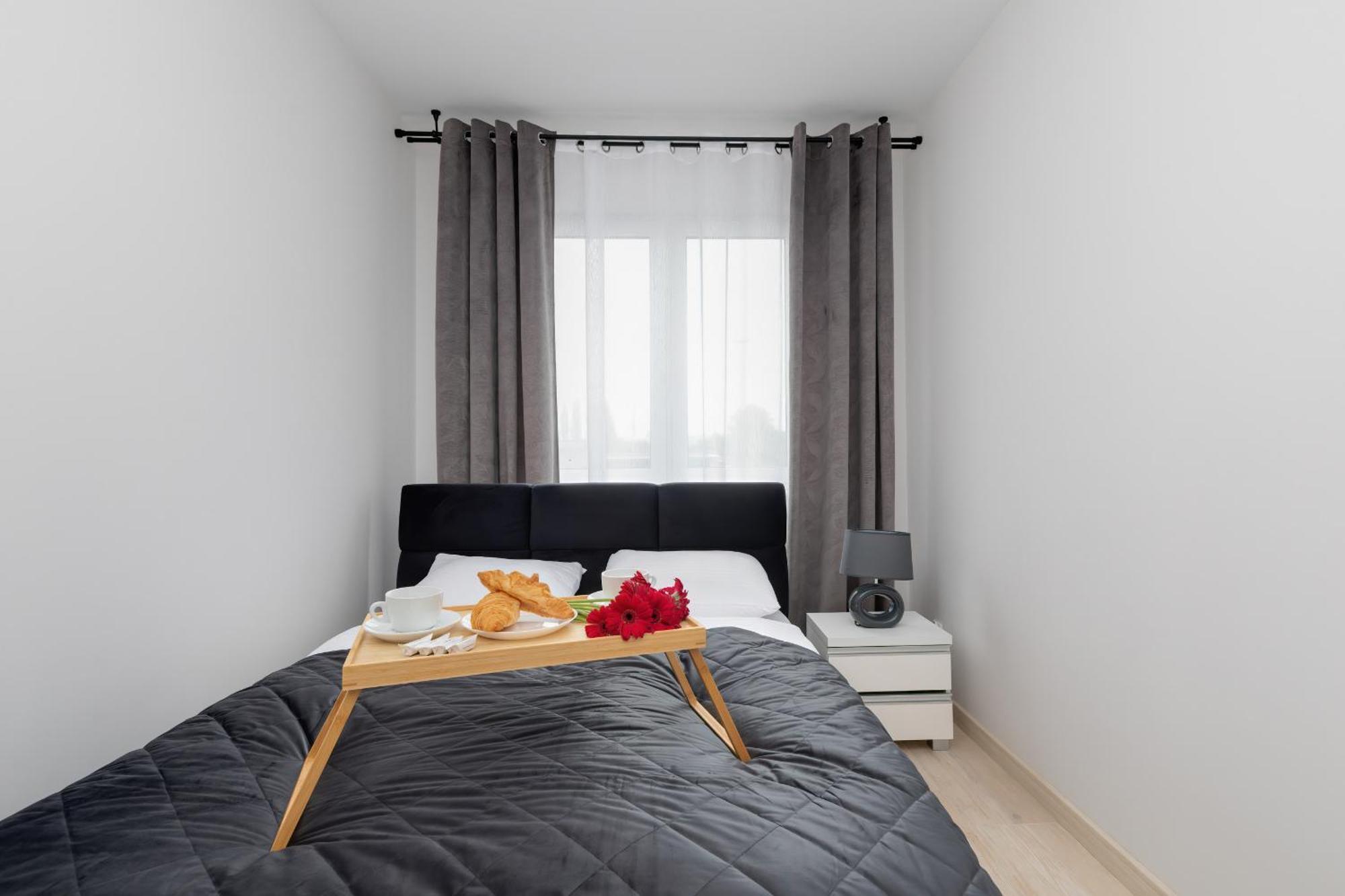 Sunny Apartments With Parking & Balcony Luzycka By Noclegi Renters Swinoujscie Bagian luar foto